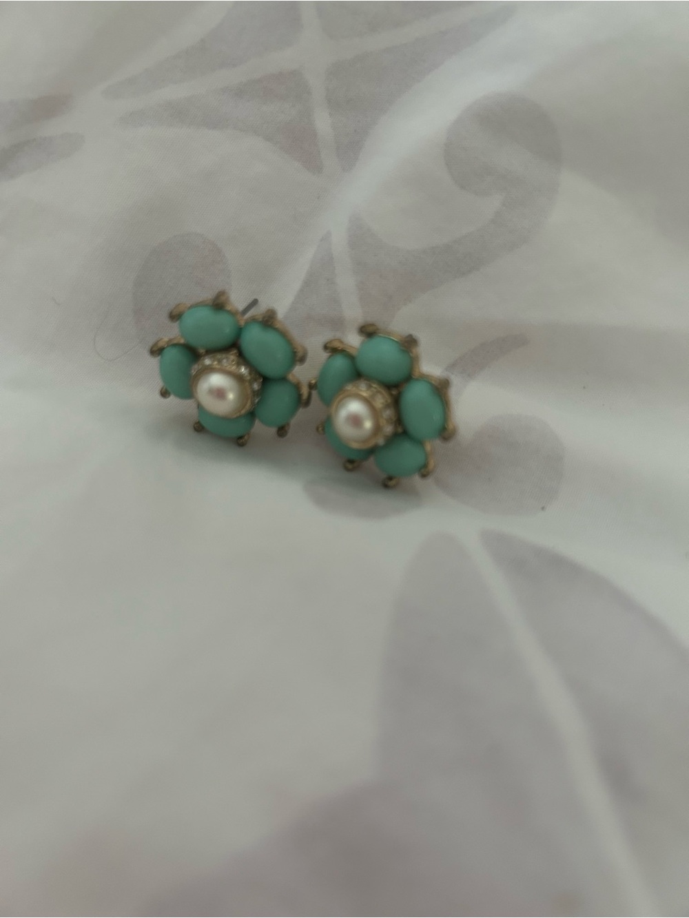 Vintage-Inspired Turquoise Flower Pearl Stud Earrings - Women Jewelry